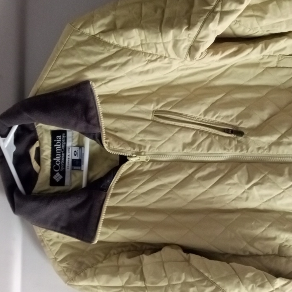 Women's Columbia jacket